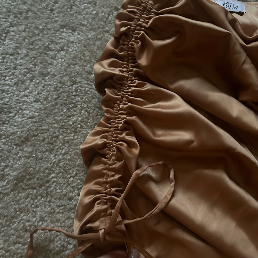 Oh Polly Gold Skirt - Picture 4 of 4